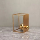 Esculturas Geométricas de Metal Dourado