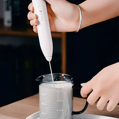 Mini Mixer para Café e Ovos