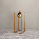 Esculturas Geométricas de Metal Dourado