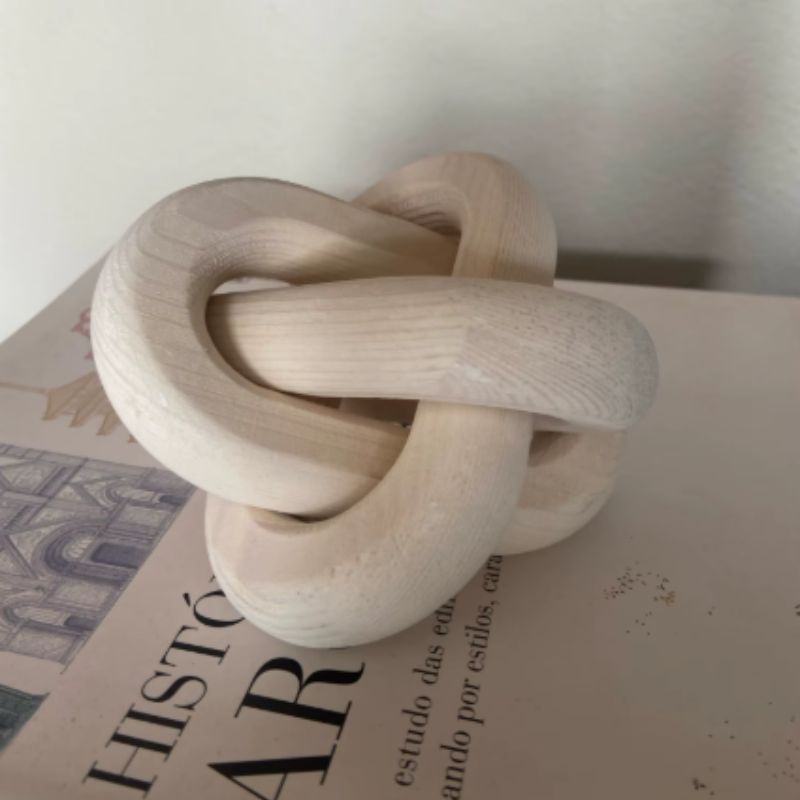 Decoração de Madeira Elegante - Nó Artesanal