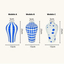 Vaso Cerâmico Azul com Padrão Geométrico